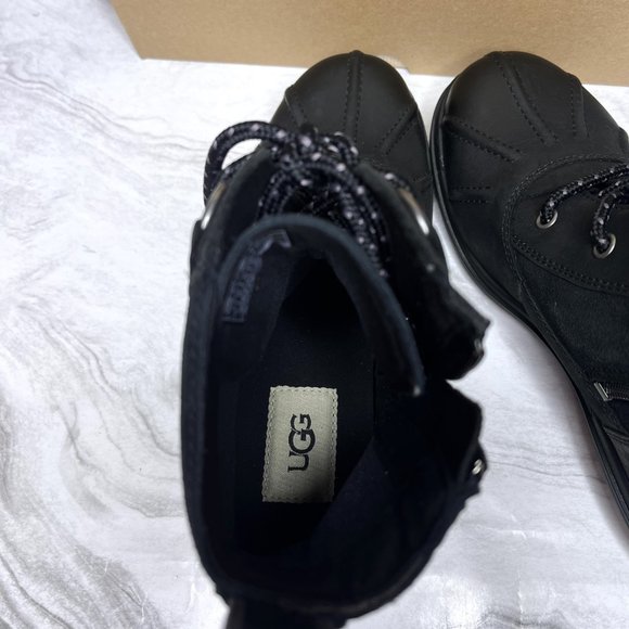 UGG Women's Hapsburg Black Waterproof Duck Boot Size 6.5 New - Picture 3 of 10